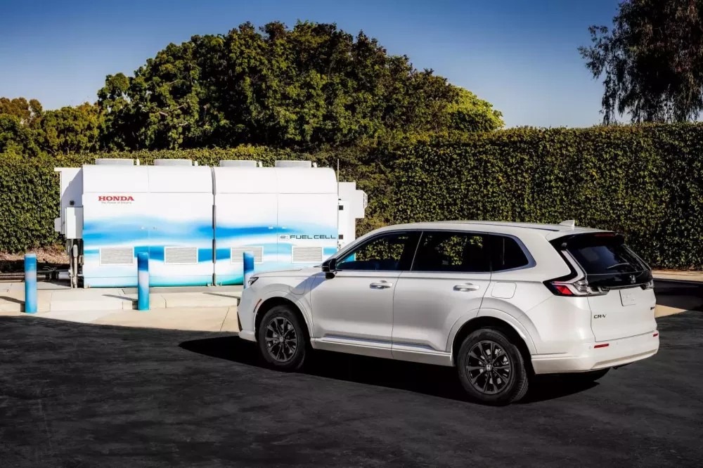 Honda CR V e:FCEV bị triệu hồi vì sự cố cụm pin nhiên liệu