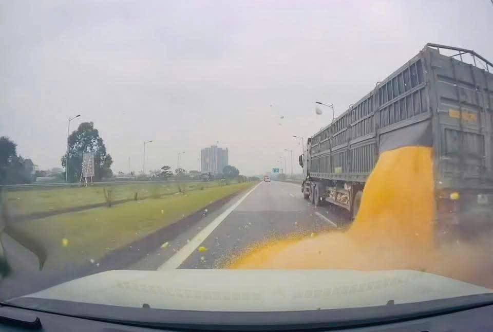 Tổng hợp tin tức tai nạn giao thông mới nhất ngày hôm nay 30/12/2025