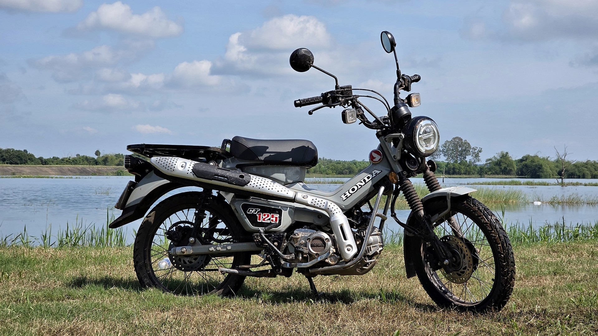 Honda CT125: Động cơ 125 cc có đủ sức 'cày' địa hình?