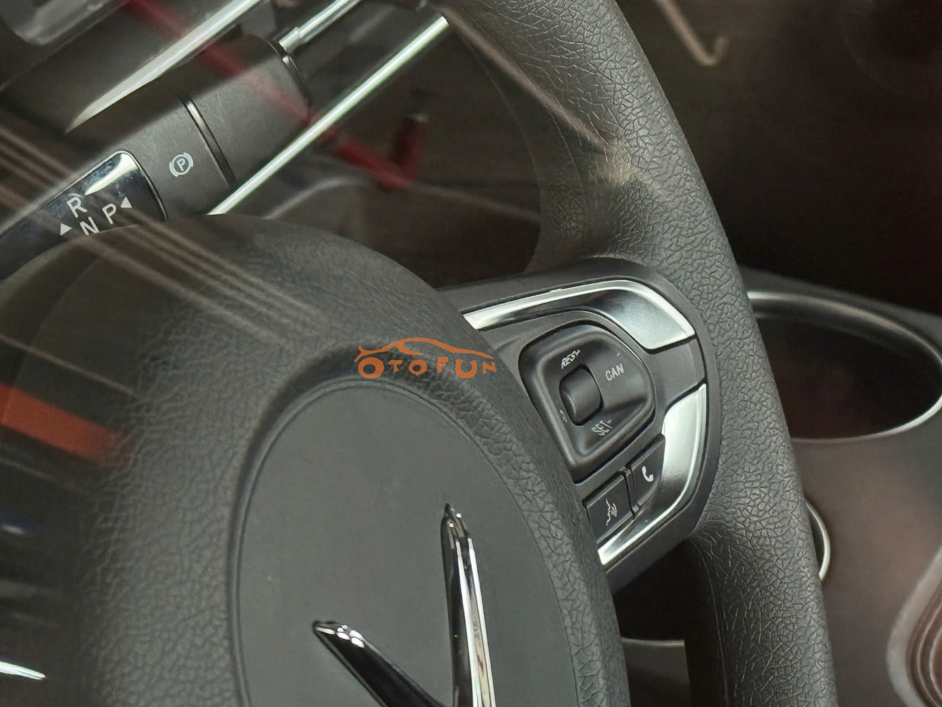 Xem nhanh ảnh thực tế VinFast Limo Home