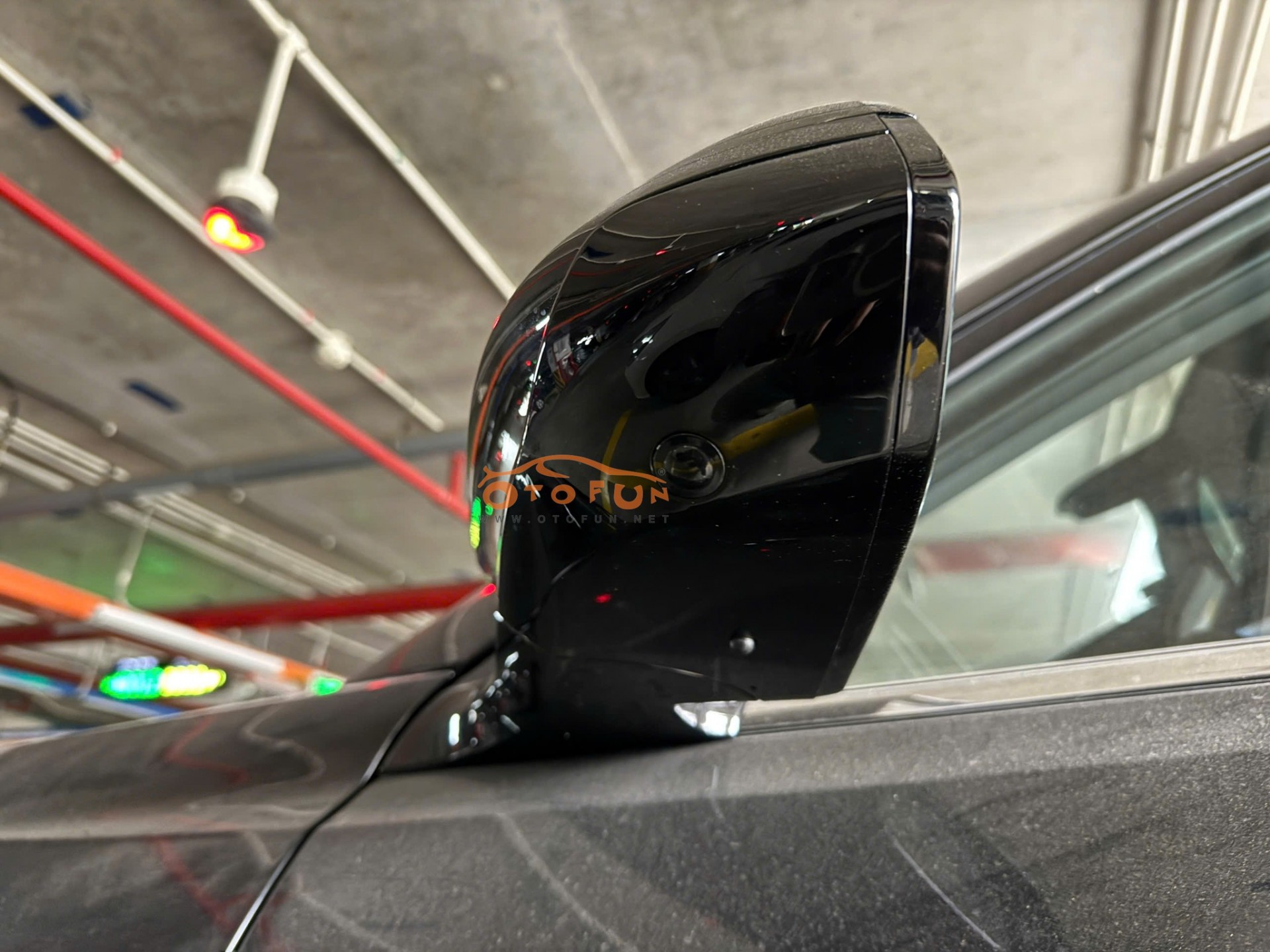 Xem nhanh ảnh thực tế VinFast Limo Home