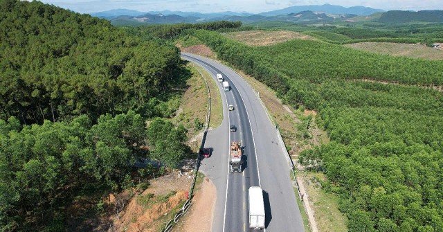 Nhiều loại xe bị cấm lưu thông trên cao tốc La Sơn - Hòa Liên đến hết Tết Nguyên đán