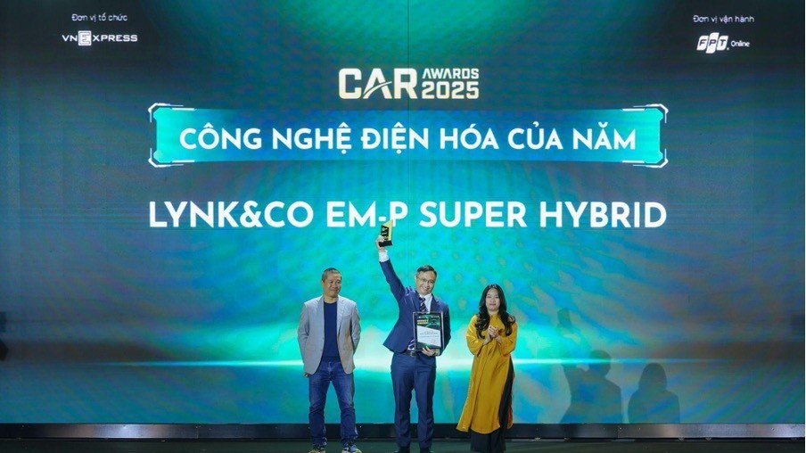Công nghệ EM-P Super Hybrid của Lynk & Co giành giải thưởng công nghệ duy nhất tại Car Awards 2025