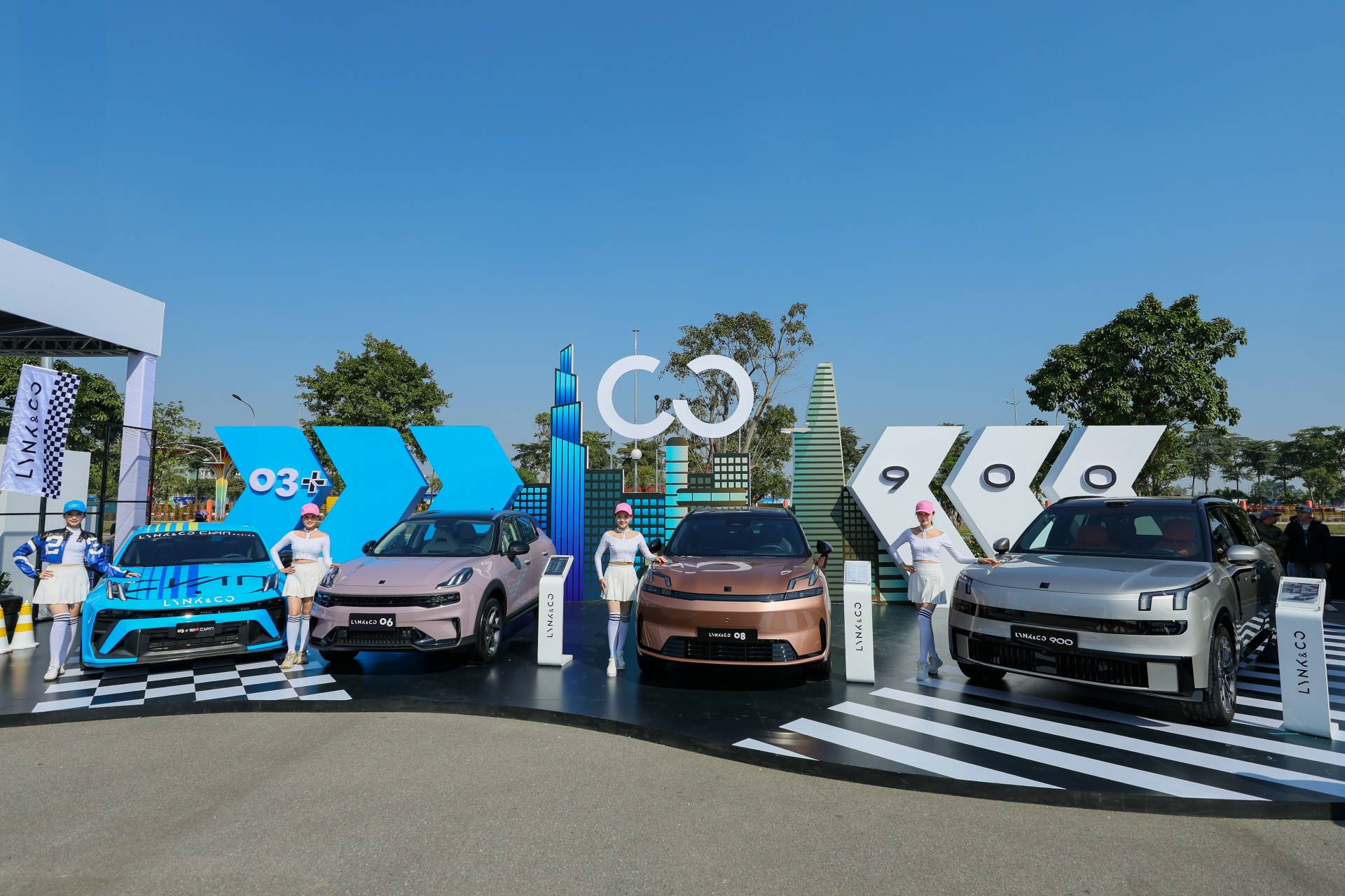 Công nghệ EM-P Super Hybrid của Lynk & Co giành giải thưởng công nghệ duy nhất tại Car Awards 2025