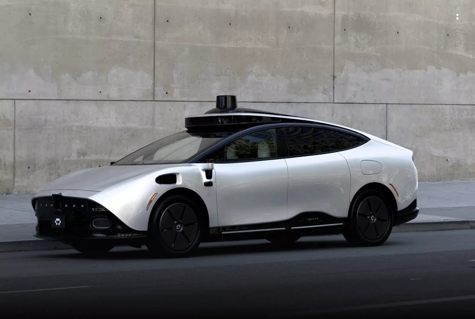 Công nghệ vô-lăng gập này sẽ xuất hiện trên xe tự lái Tensor Robocar do VinFast lắp ráp