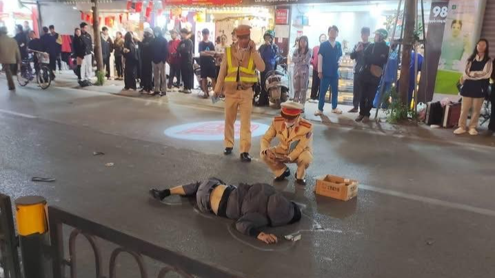 Thanh niên tử vong sau khi bị kéo lê trên đường Nguyễn Lương Bằng, Hà Nội