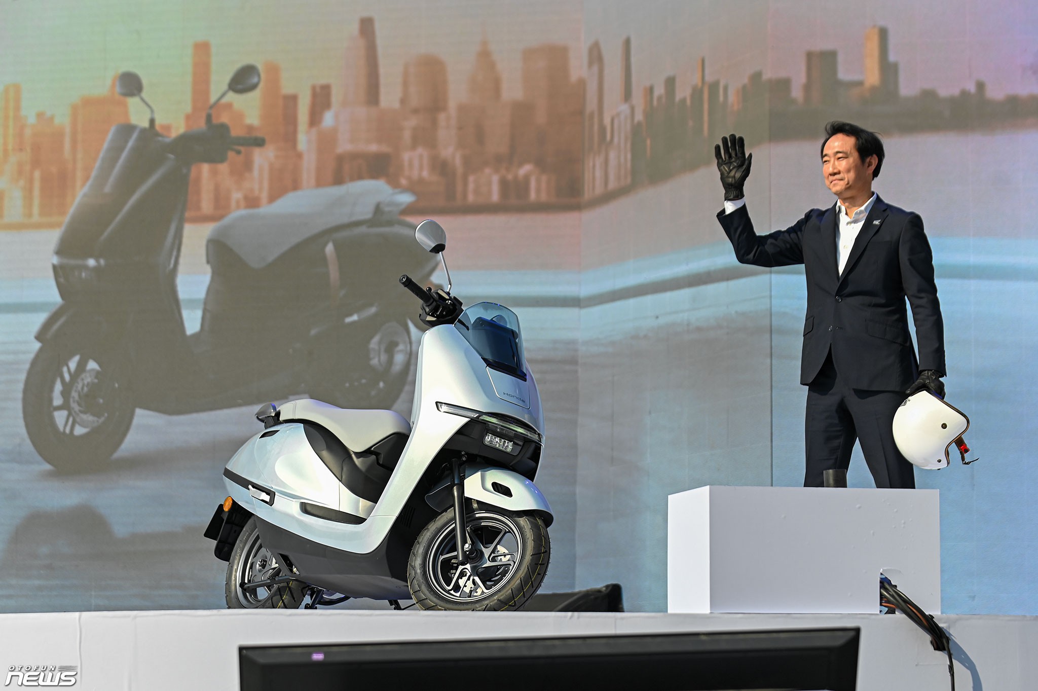 Chi tiết Honda UC3, xe máy điện vừa ra mắt Việt Nam