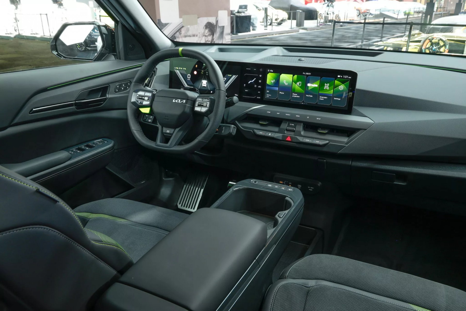 Kia hé lộ đồng loạt ba mẫu xe điện hiệu suất cao EV3 GT, EV4 GT và EV5 GT Nội thất của Kia EV5 GT