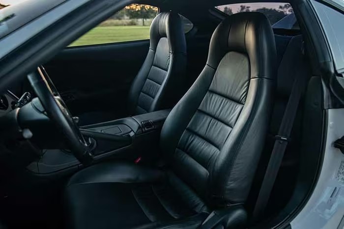 Toyota Supra Turbo 1998 có giá quý đổi lên tới 6,3 tỷ đồng