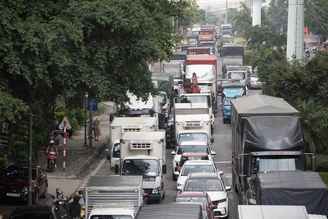 Hà Nội chính thức cấm xe có trọng tải trên 2 tấn đi vào nội đô ban ngày