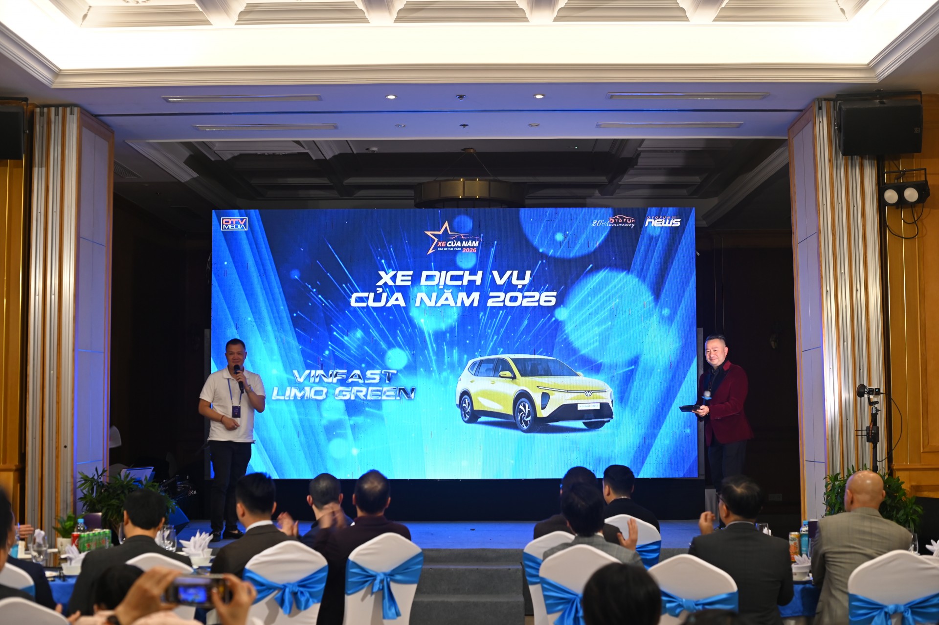  Xe Dịch vụ của năm 2026 VinFast Limo Green