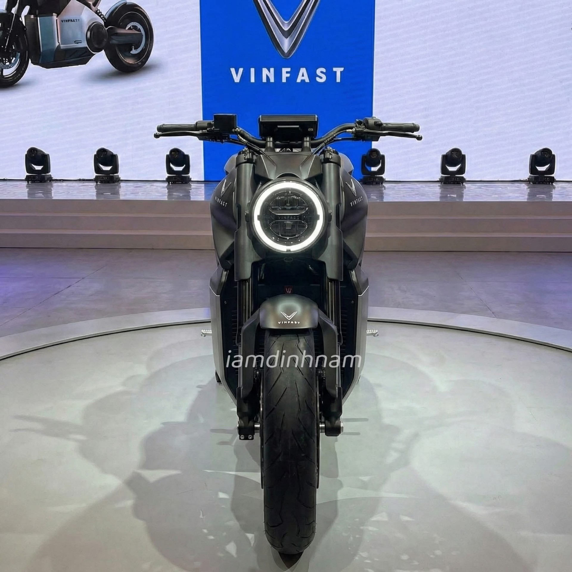 Hình ảnh mẫu mô tô điện VinFast công suất 4.500 W, tốc độ tối đa 100 km/h