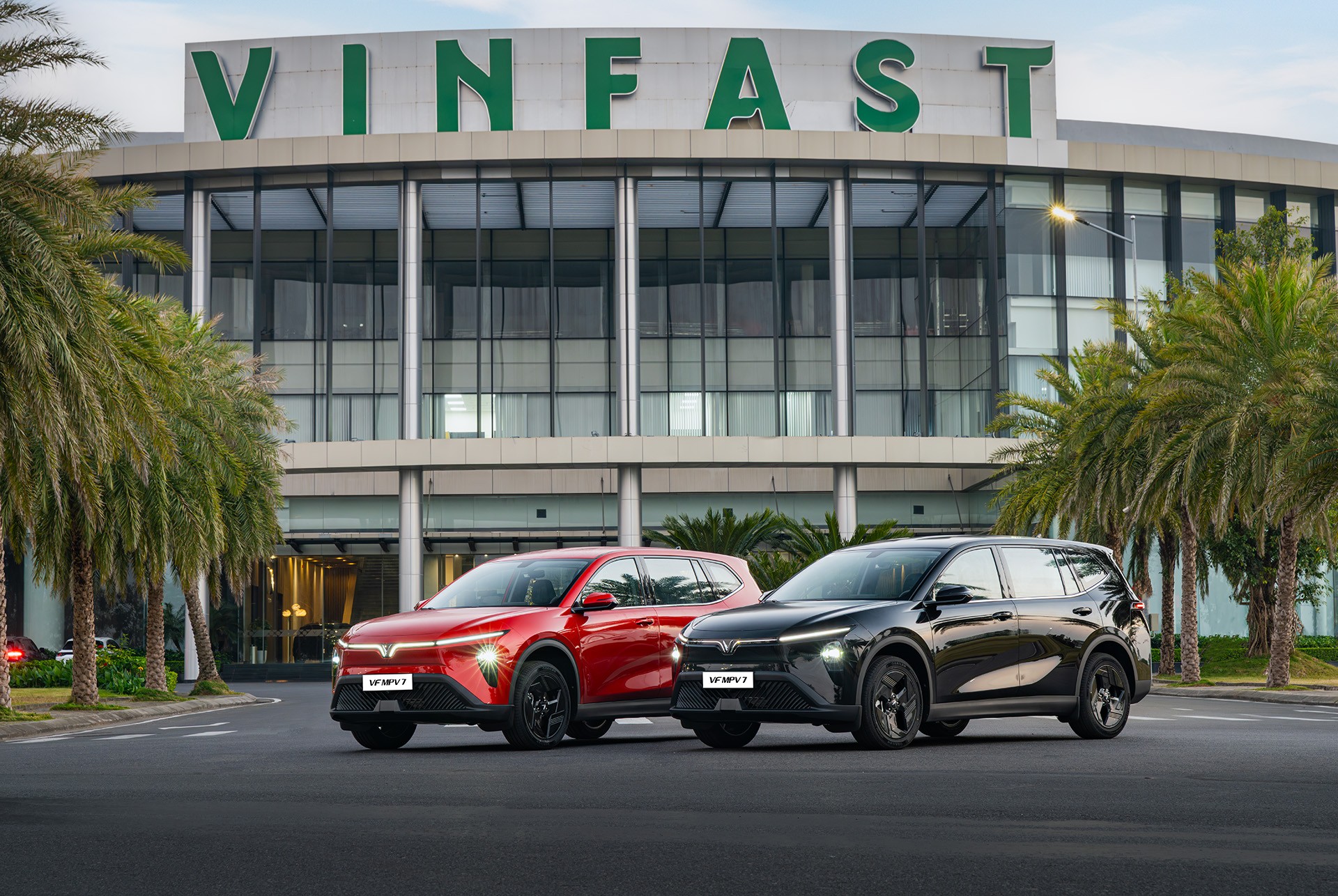 Xe VinFast MPV 7 chỗ ra mắt, giá 810 triệu đồng giá xe VinFast MPV 7 chỗ mới ra mắt