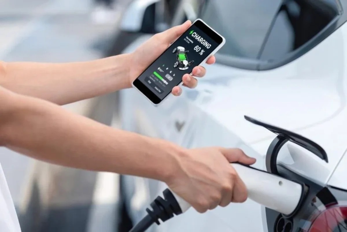 Luôn sạc đầy pin 100% thực tế không gây ra suy giảm đáng kể