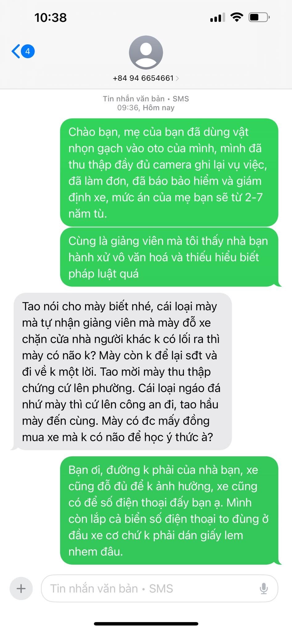Đỗ xe bên đường bị vật nhọn cào xước, người phụ nữ phản ánh thì nhận được sự thách thức