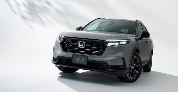 Xe hybrid tại Việt Nam bắt đầu hạ giá