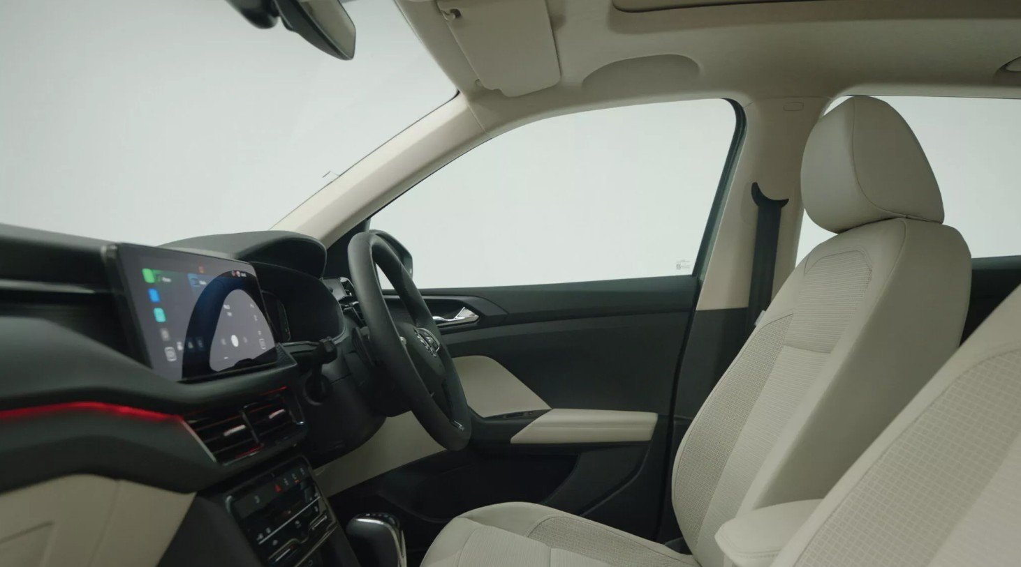 Skoda Kushaq facelift 2026 gây chú ý với ghế massage