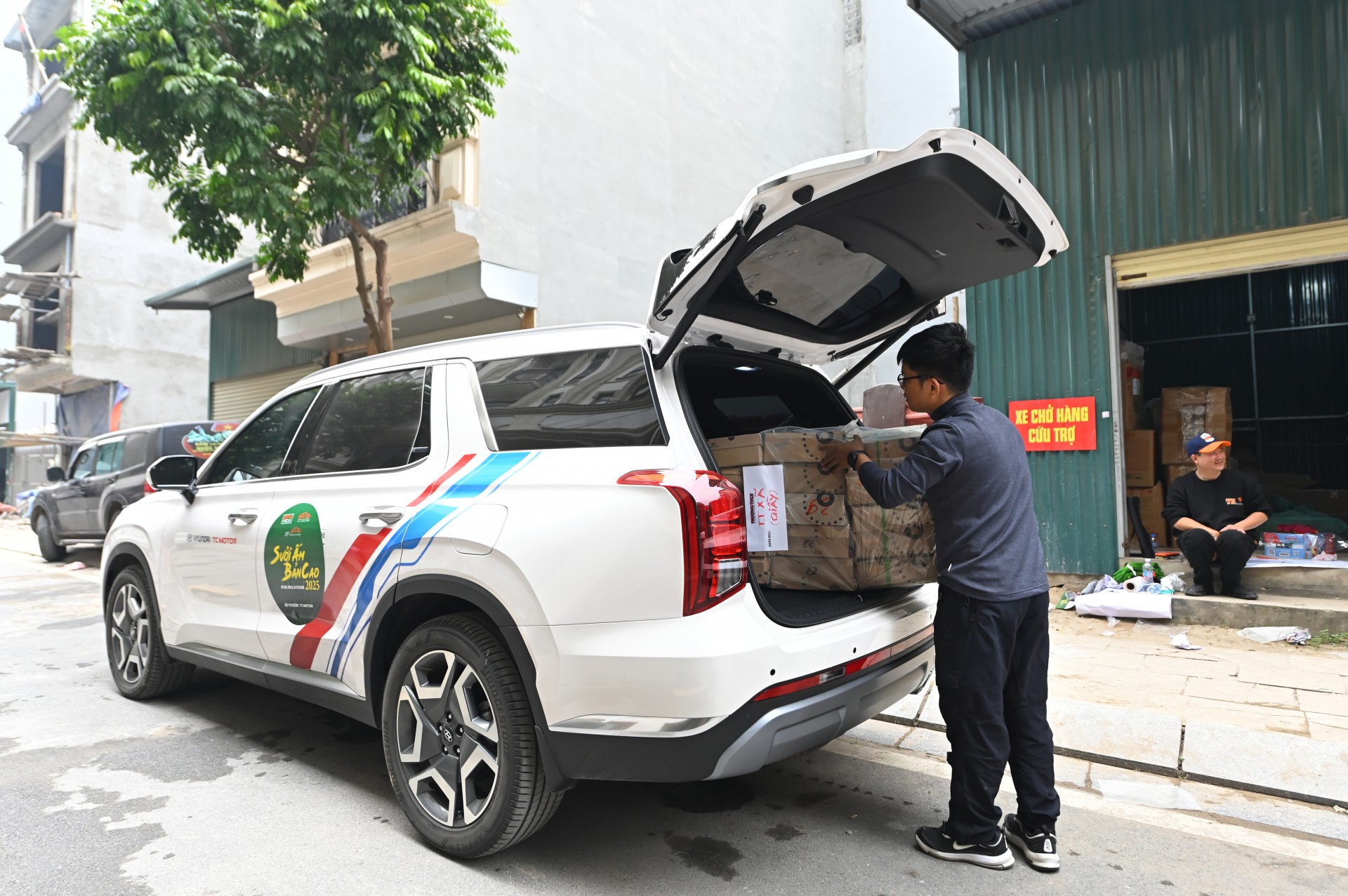 “Sưởi ấm Bản cao 2025”: Lan tỏa hơi ấm tới học sinh vùng cao Bó Sinh, Sơn La