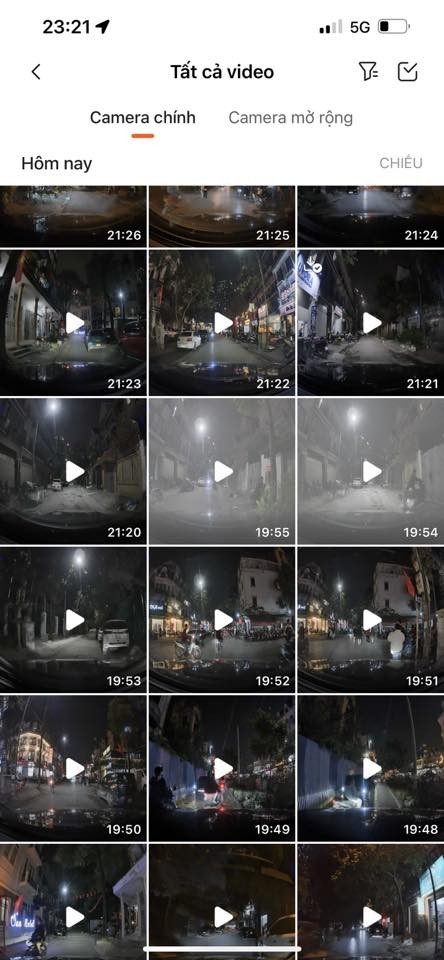 Công an vào cuộc vụ Mercedes GLC200 bị phá hoại khi đỗ trước trung tâm tiếng Anh Chủ xe Mercedes GLC200 cho biết bản thân có đầy đủ chứng cứ về vụ việc