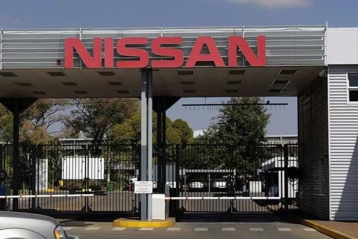 Nissan dừng lắp ráp Navara từ 2026, bán nhà máy 60 năm tuổi cho Chery Nissan dừng lắp ráp Navara từ 2026, bán nhà máy 60 năm tuổi cho Chery