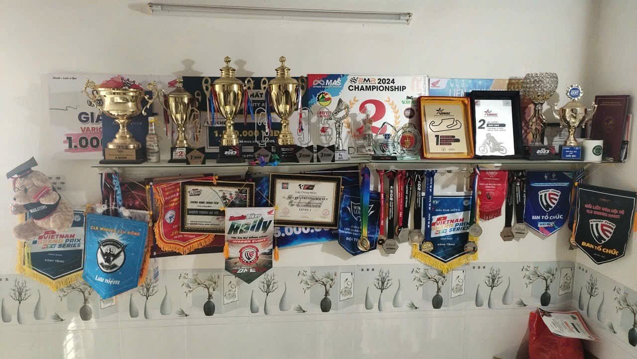 Nữ tay đua trẻ nhất Việt Nam: Mình muốn bay cao và đi xa hơn Nữ tay đua trẻ nhất Việt Nam: Mình muốn bay cao và đi xa hơn