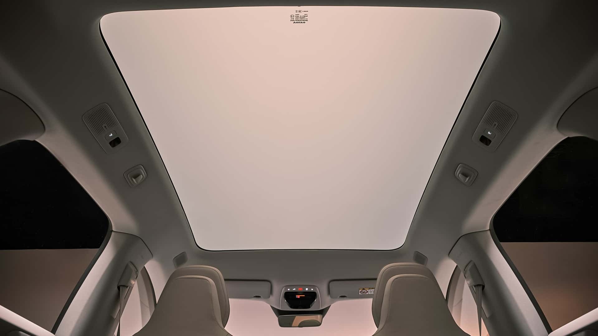 SUV điện Volvo EX60 ra mắt với diện mạo hiện đại, cấu hình mạnh mẽ Trần xe của Volvo EX60