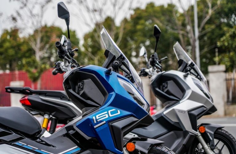 Kymco DINK G150 xuất hiện, tạo thêm cạnh tranh cho Honda ADV 160 Kymco DINK G150 xuất hiện, tạo thêm cạnh tranh cho Honda ADV 160