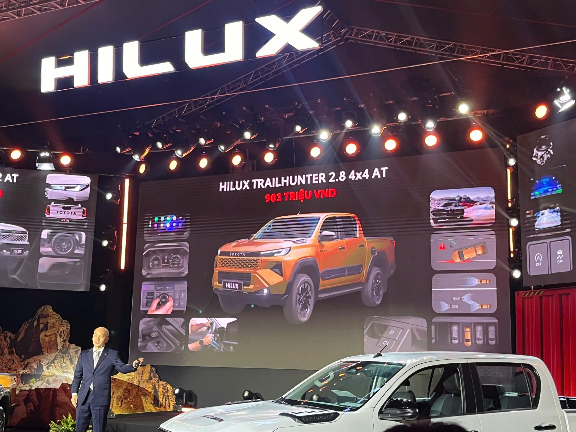 Toyota Hilux 2026 ra mắt