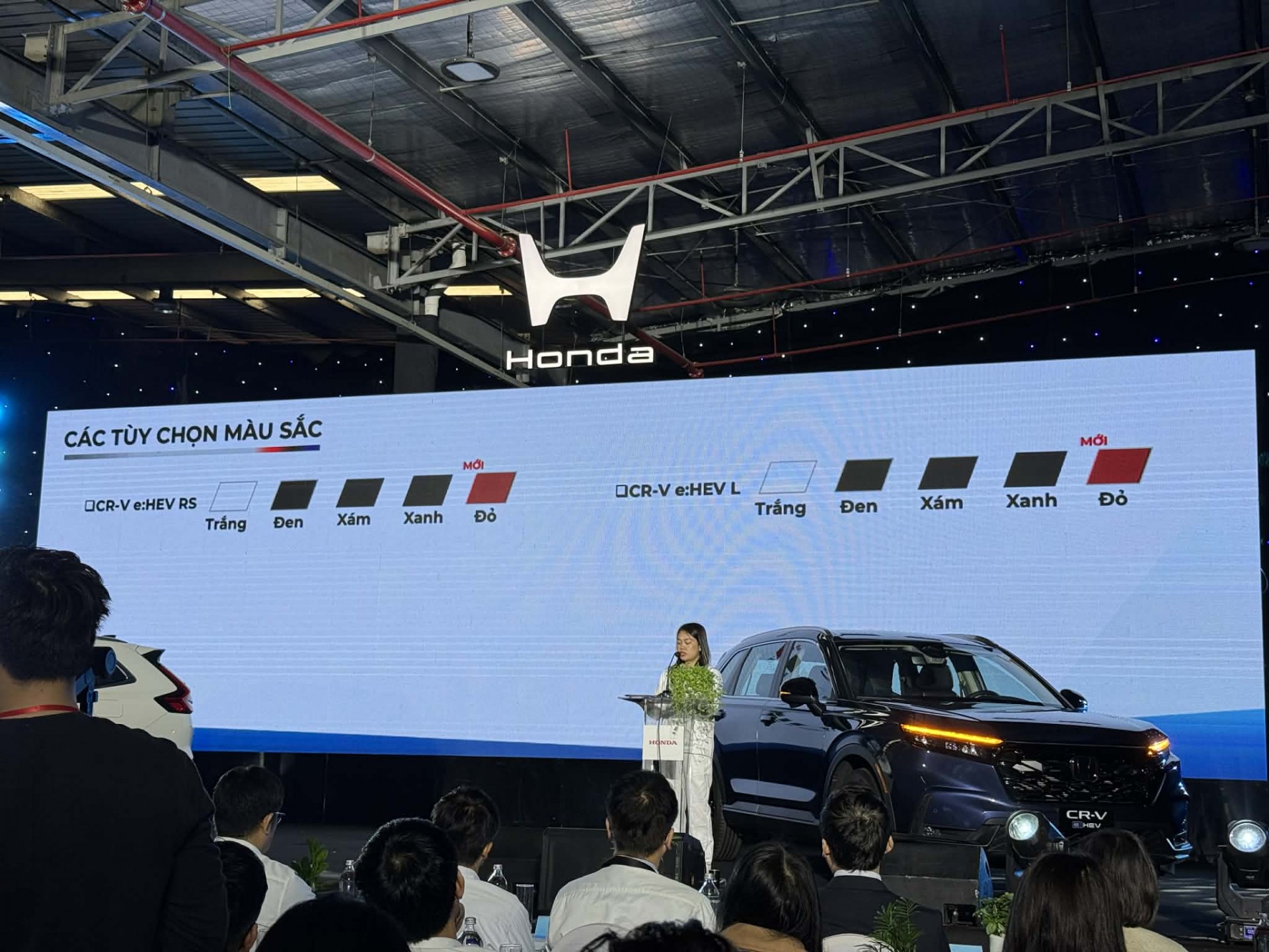 Honda CR-V e:HEV lắp ráp trong nước, giá từ