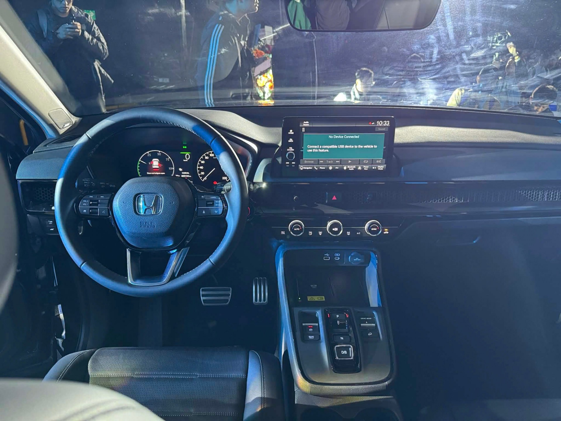 Honda CR-V e:HEV 2026 có giá bán chính thức từ 1,17 tỷ đồng