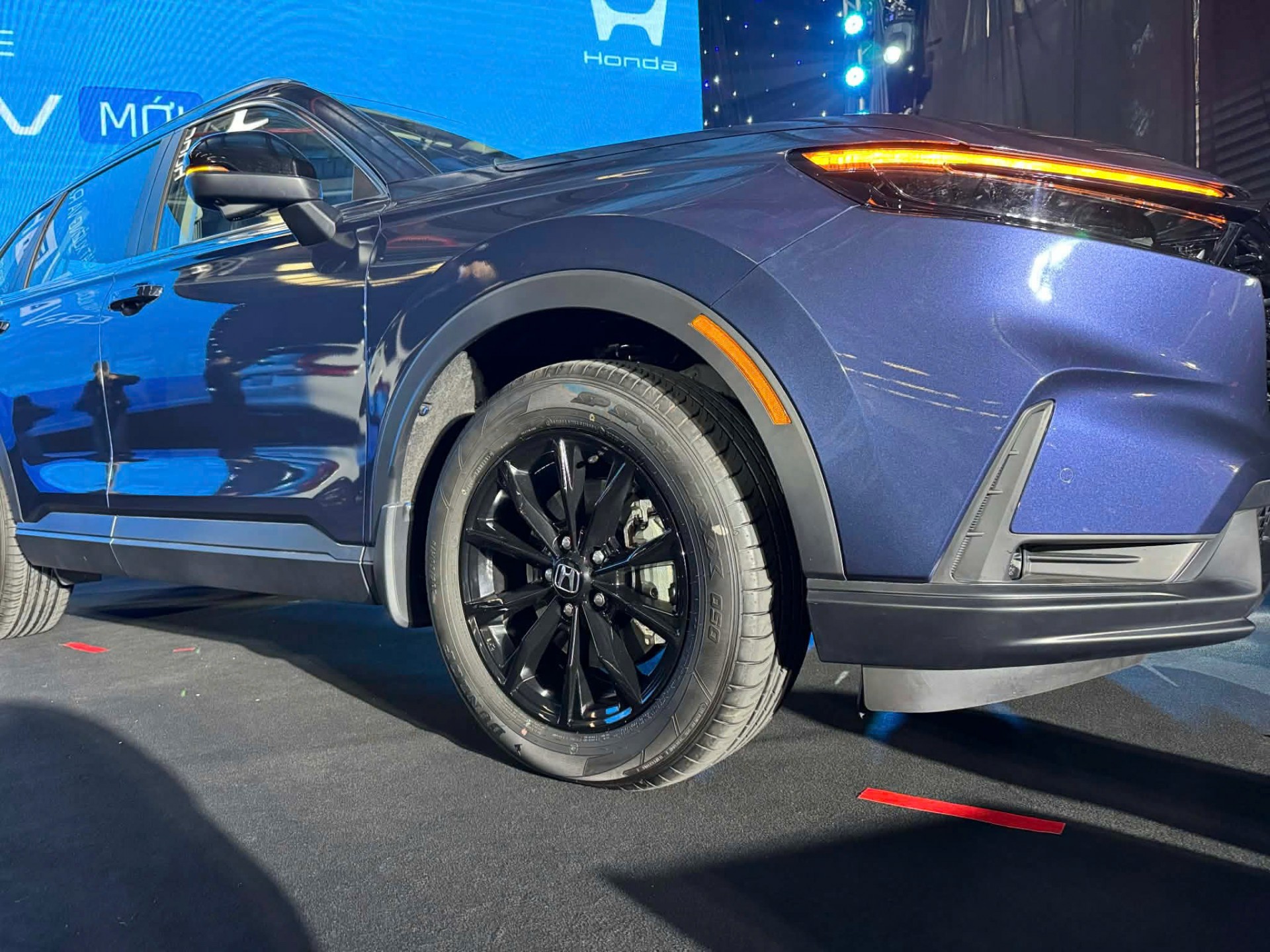 Honda CR V e:HEV lắp ráp trong nước ra mắt với 2 phiên bản, giá chưa công bố