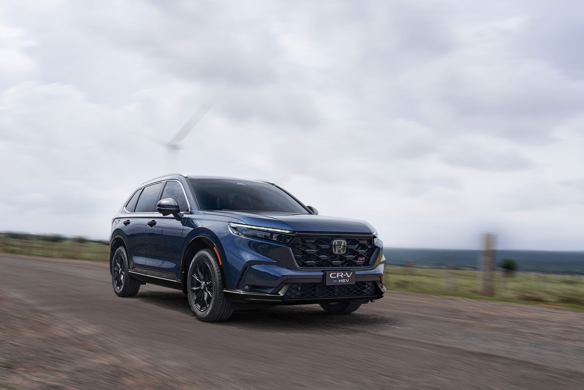 Honda CR-V e:HEV lắp ráp trong nước ra mắt với 2 phiên bản, giá chưa công bố