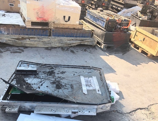 Tình trạng tái chế pin xe điện tại Trung Quốc: Tràn ngập các xưởng chui, rủi ro môi trường và an toàn