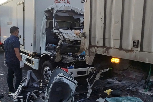 Tài xế xe tải tử vong sau tai nạn liên hoàn trên cao tốc TP. HCM - Long Thành