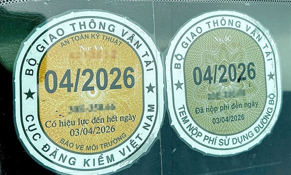 Đề xuất bỏ dán tem kiểm định trên kính ô tô, chuyển sang chứng nhận điện tử