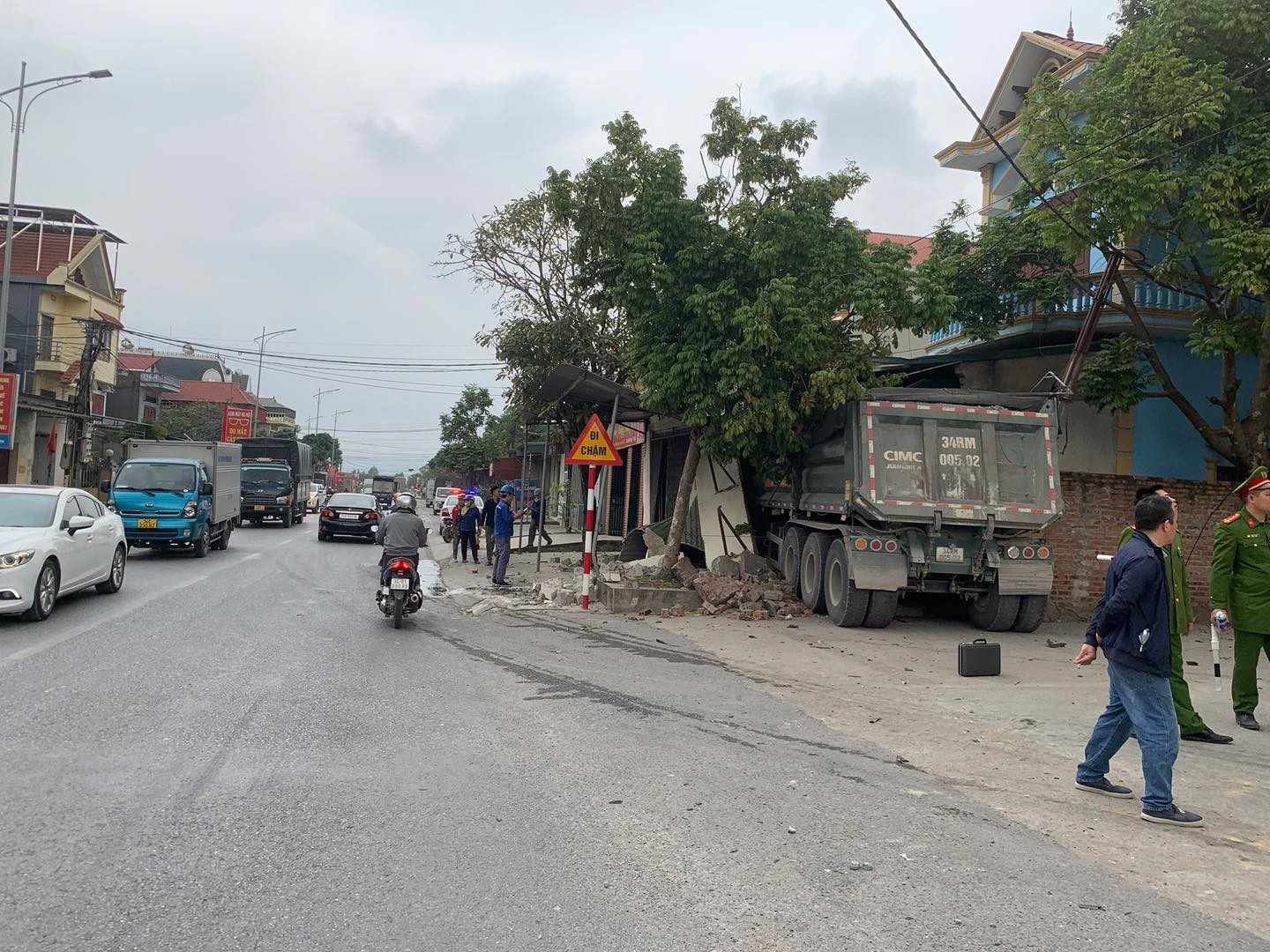 Tổng hợp tin tức tai nạn giao thông mới nhất ngày hôm nay 6/2/2026