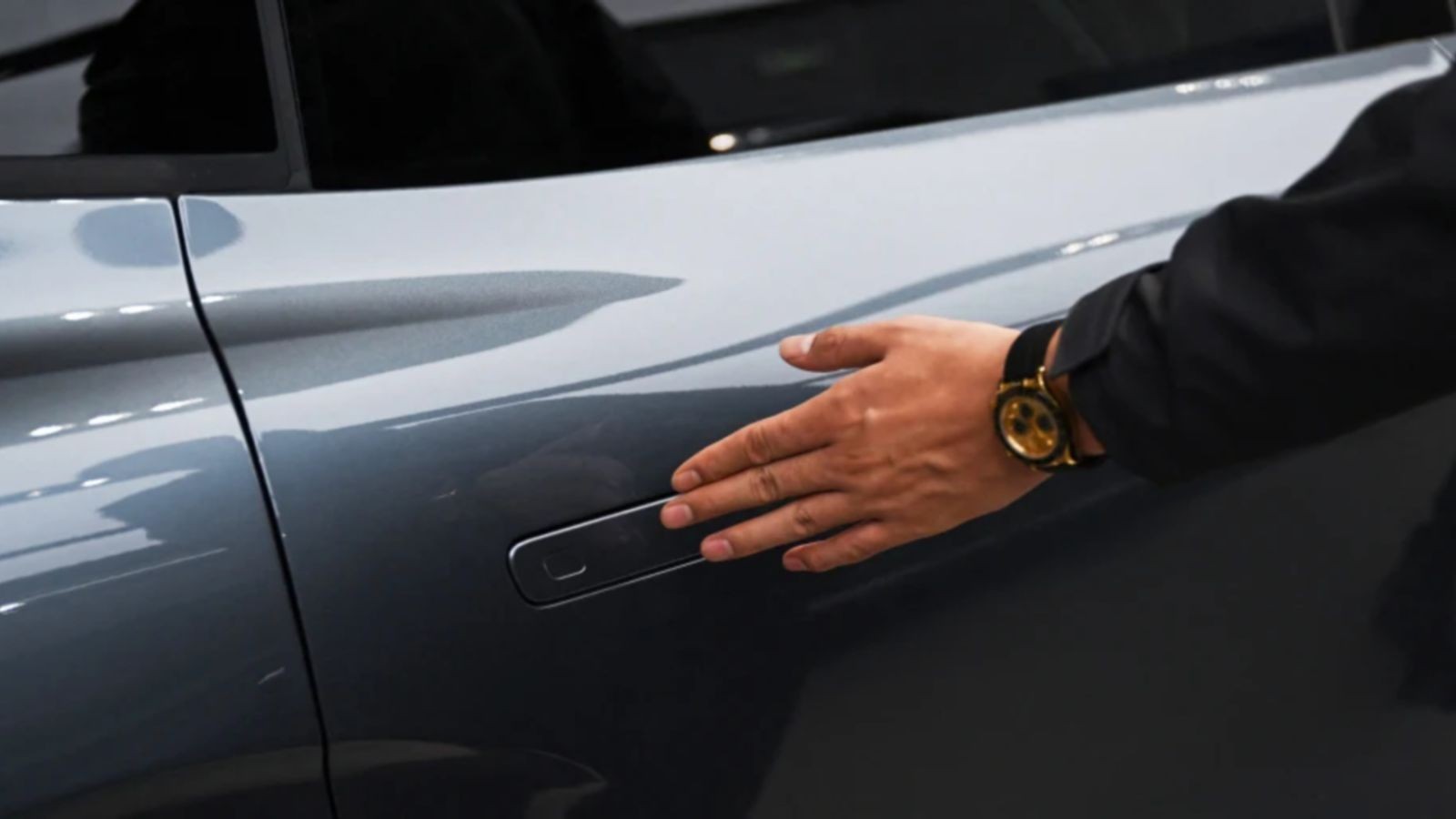 Trung Quốc siết chuẩn an toàn ô tô từ 2027, tay nắm cửa ẩn đứng trước hồi kết Trung Quốc siết chuẩn an toàn ô tô từ 2027, tay nắm cửa ẩn đứng trước hồi kết