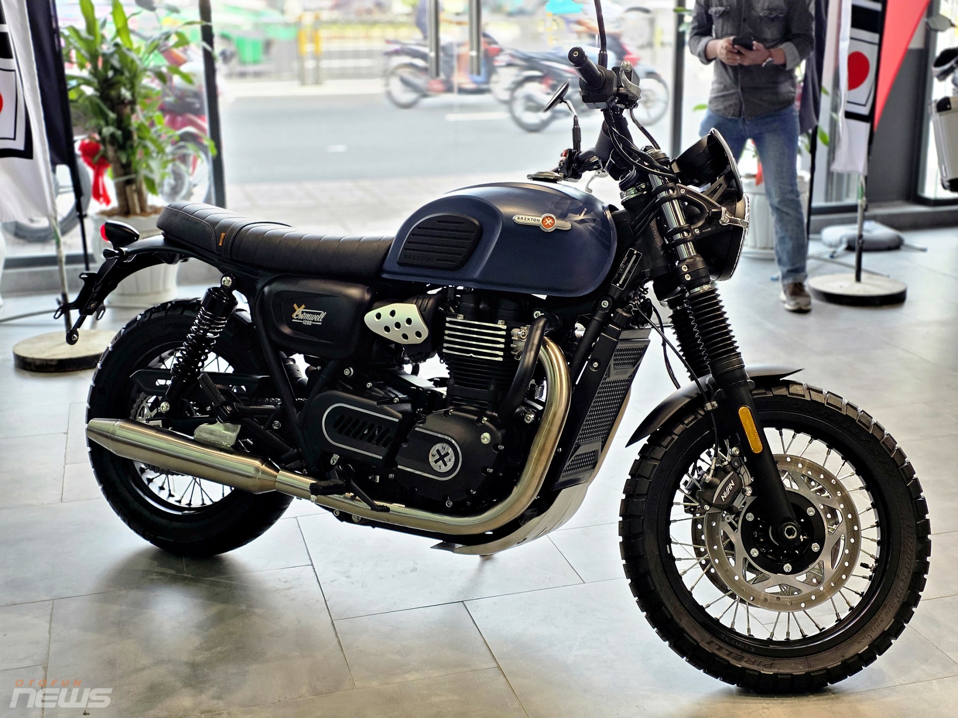 Mô tô cổ điển Brixton Cromwell 1200 2026 về Việt Nam, giá 288 triệu đồng Mô tô cổ điển Brixton Cromwell 1200 2026 về Việt Nam, giá 288 triệu đồng