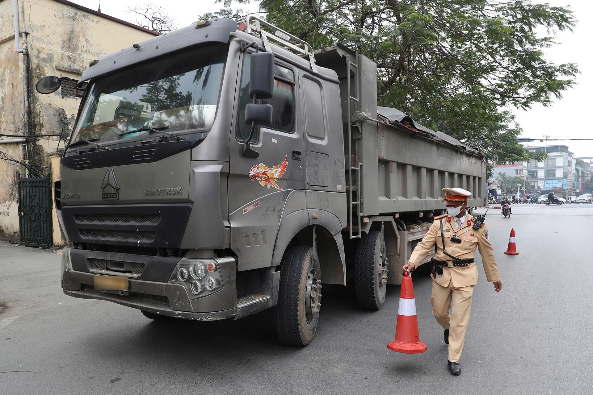 Người dân có thể phản ánh những CSGT có biểu hiện tiêu cực, nhũng nhiễu ở đâu? Người dân có thể phản ánh những CSGT có biểu hiện tiêu cực, nhũng nhiễu ở đâu?