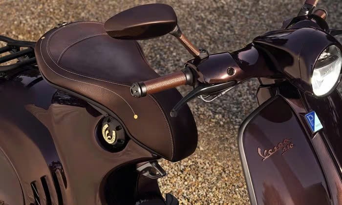 Vespa 946 phiên bản năm Ngựa ra mắt, giá dự kiến gần 500 triệu đồng