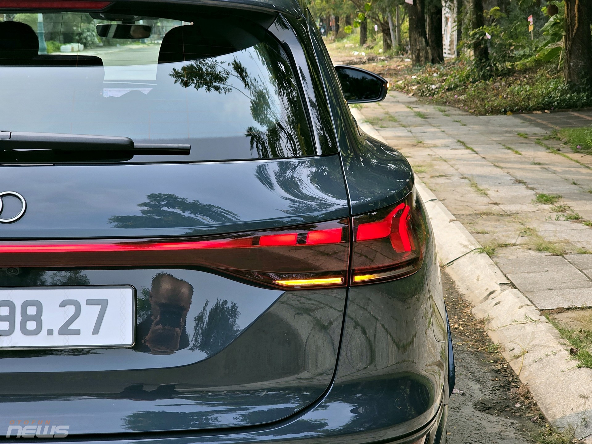 Cận cảnh Audi Q6 e tron giá 3,19 tỷ đồng