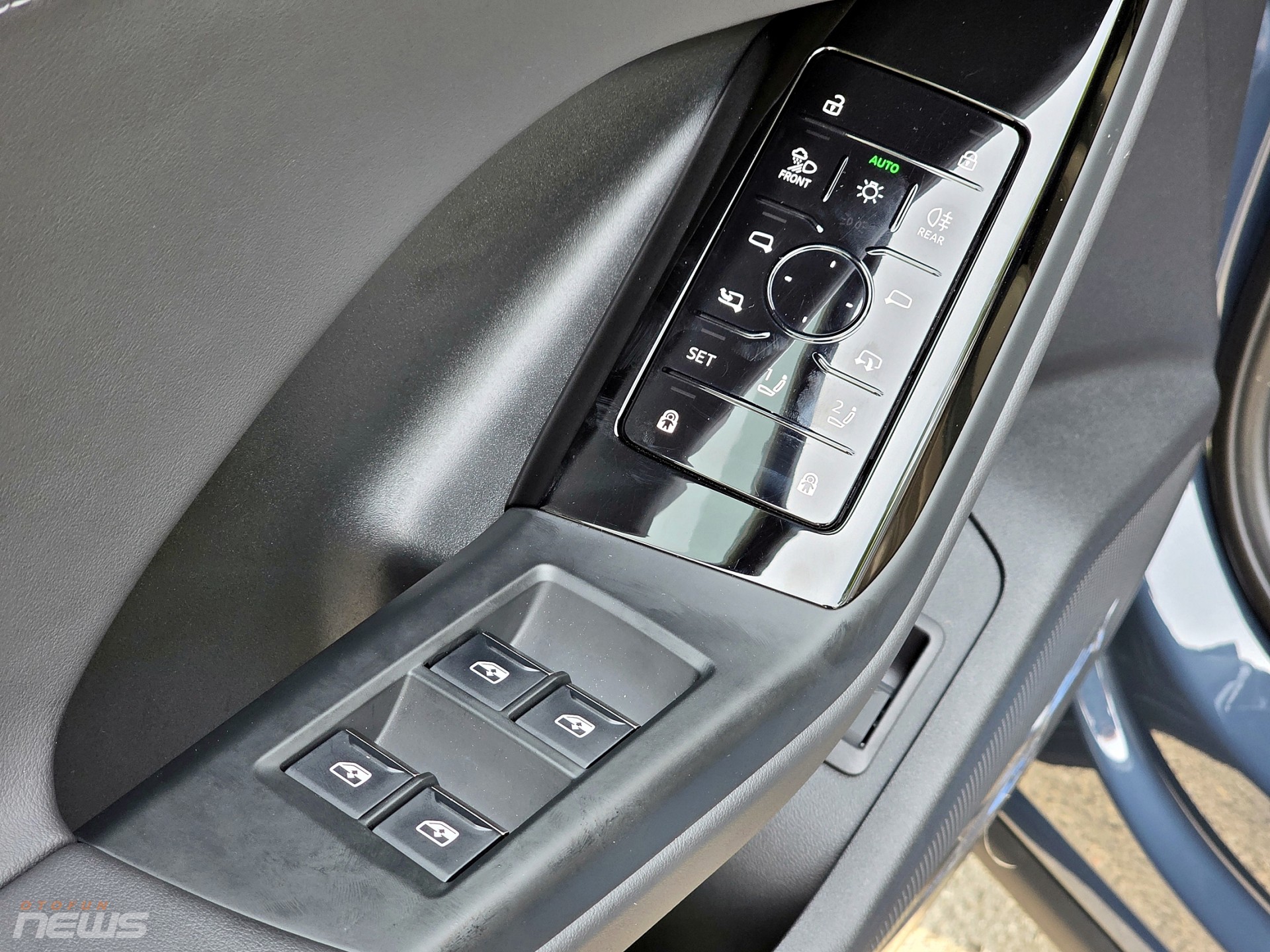 Cận cảnh Audi Q6 e tron giá 3,19 tỷ đồng