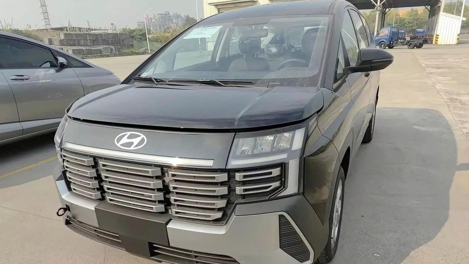 Hyundai Stargazer 2026 nhận đặt cọc tại đại lý