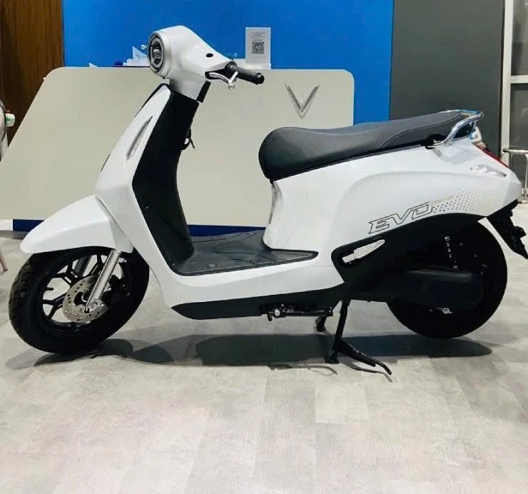 Dưới đây là 3 mẫu xe máy điện tầm giá 20 triệu cần chú ý Dưới đây là 3 mẫu xe máy điện tầm giá 20 triệu cần chú ý