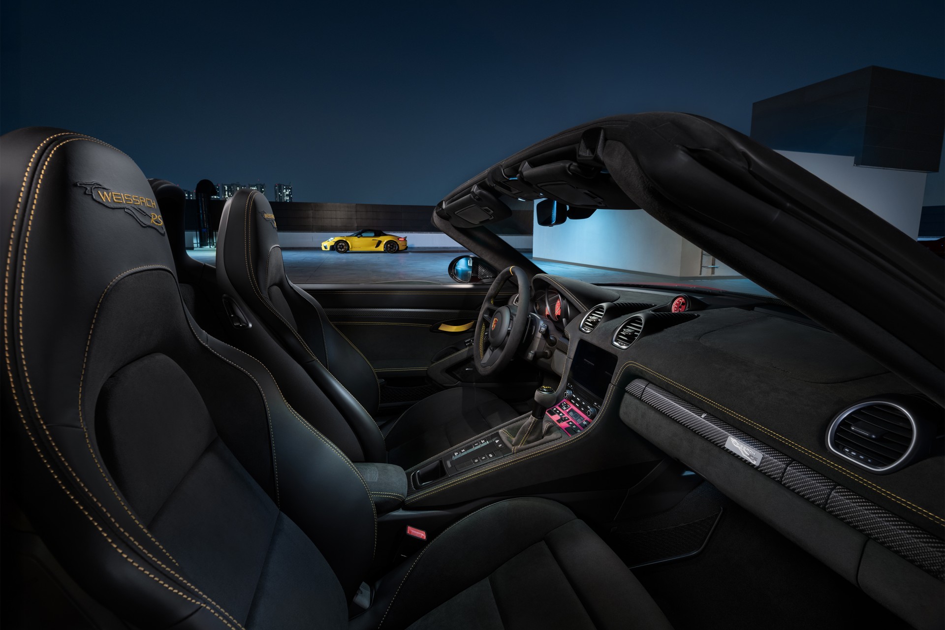 Porsche mang dàn 911 và 718 hiệu suất trở lại Việt Nam