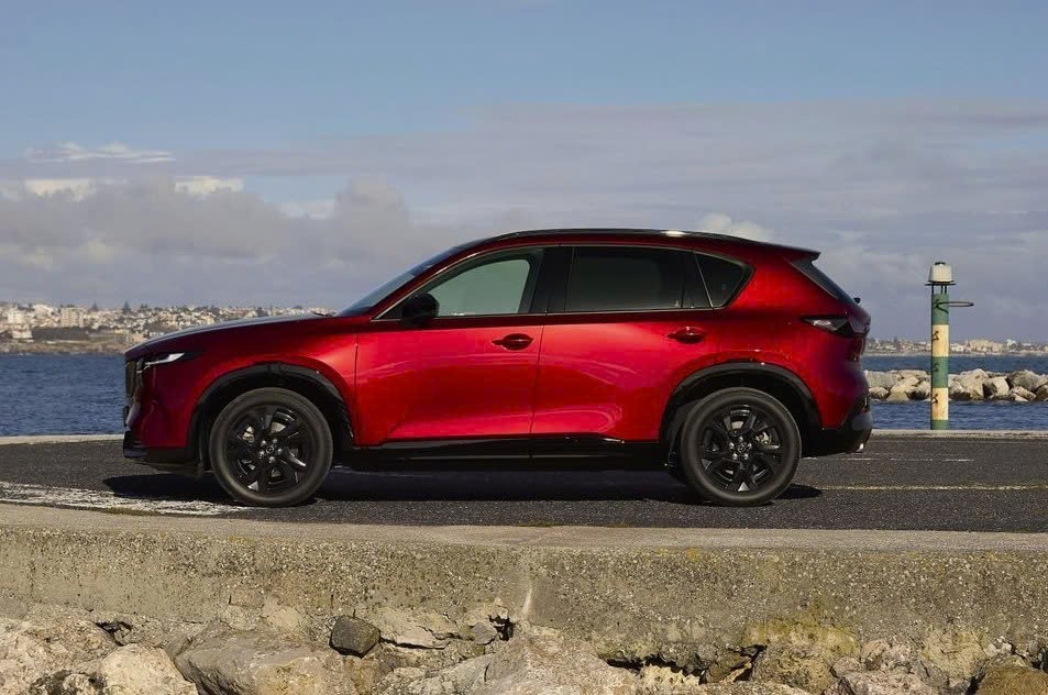 Mazda CX-5 mới bị cắt nhiều trang bị