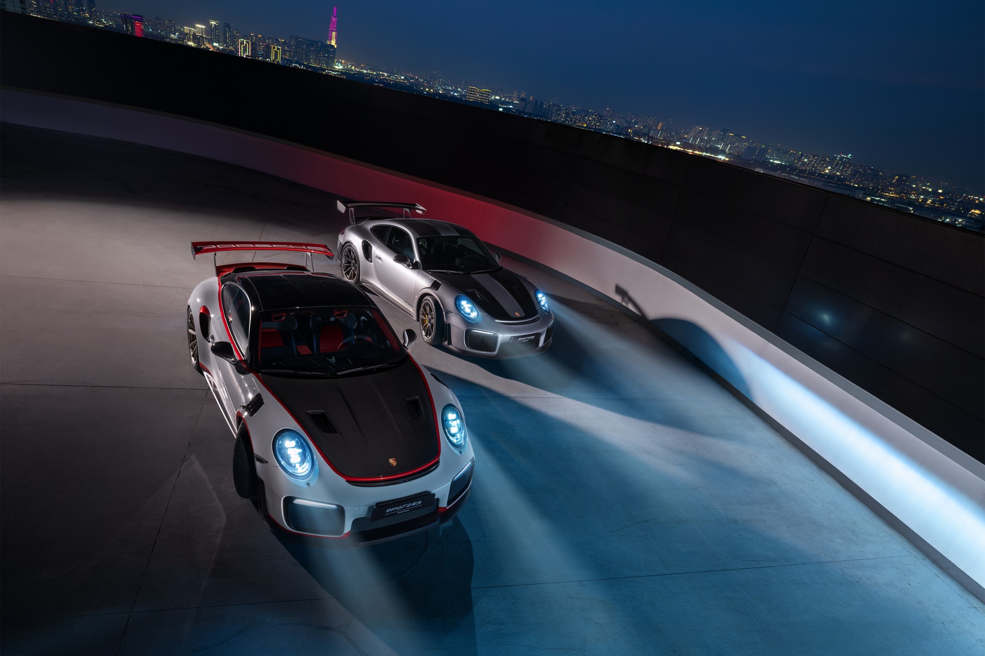 Porsche mang dàn 911 và 718 hiệu suất trở lại Việt Nam