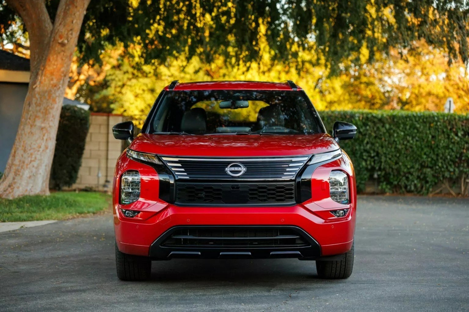 Nissan X Trail PHEV 2026, bản song sinh của Mitsubishi Outlander