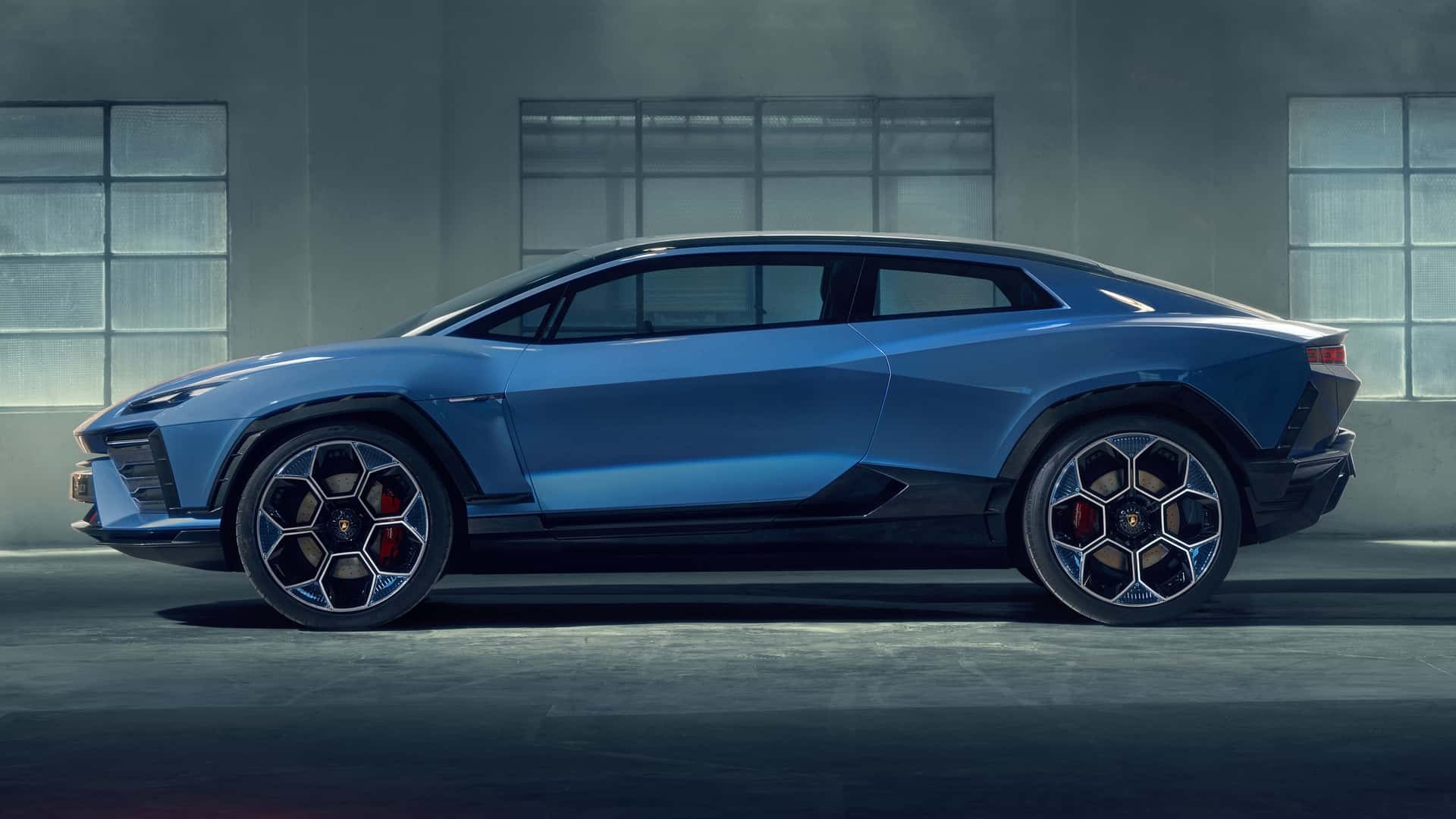 Phía bên của mẫu concept Lamborghini Lanzador
