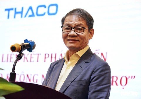 Thaco chuyển hướng chiến lược, phát triển xe du lịch thương hiệu riêng Thaco chuyển hướng chiến lược, phát triển xe du lịch thương hiệu riêng